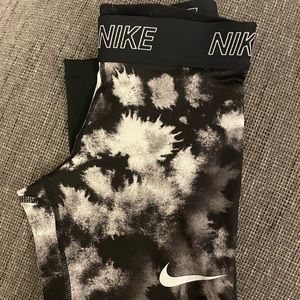 Nike Pro Leggings Youth Small